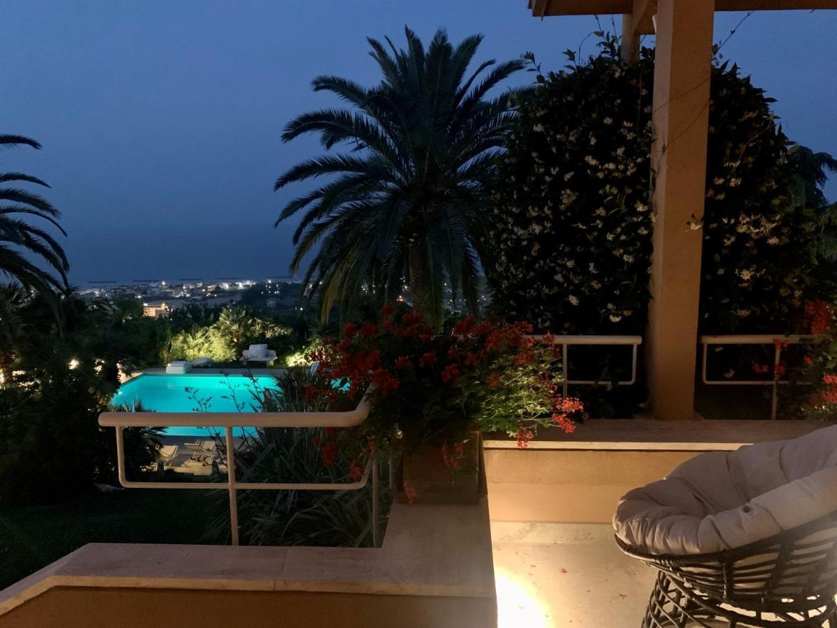 Deluxe Suite Sea View